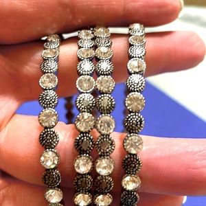 Boutique cache bangles